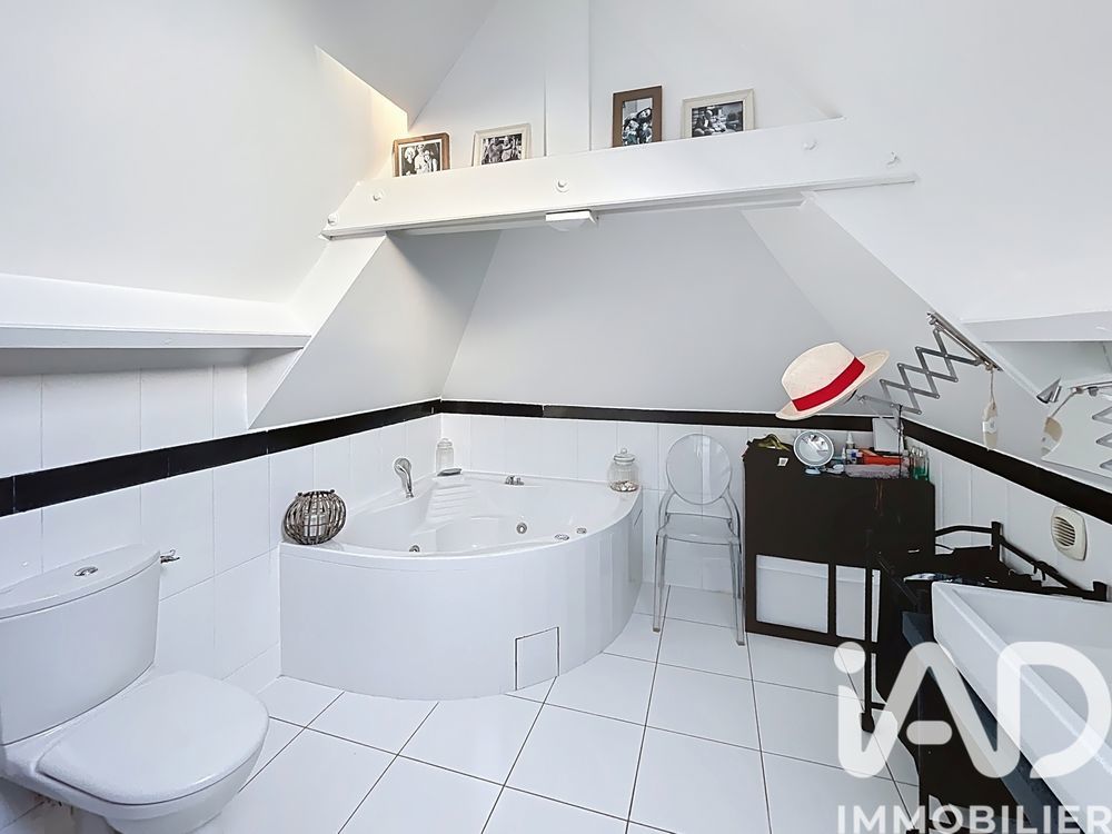 � vendre  Maison Rueil-Malmaison (92500)