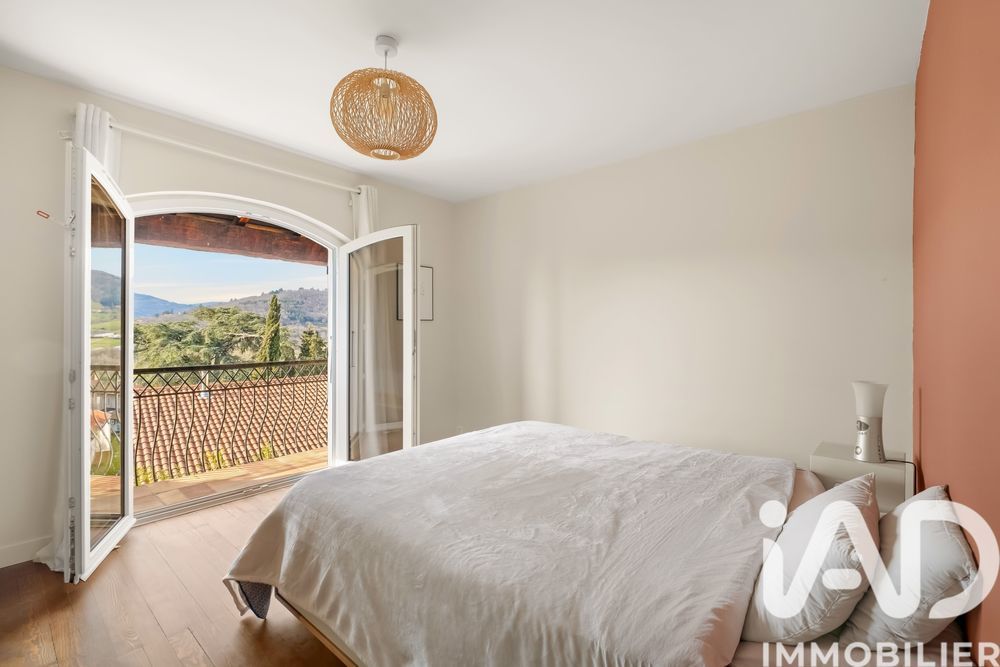 � vendre  Maison Vaugneray (69670)