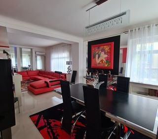  Maison � vendre 5 pi�ces 180 m�