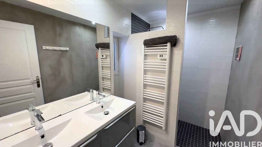 � vendre  Maison Hy�res (83400)