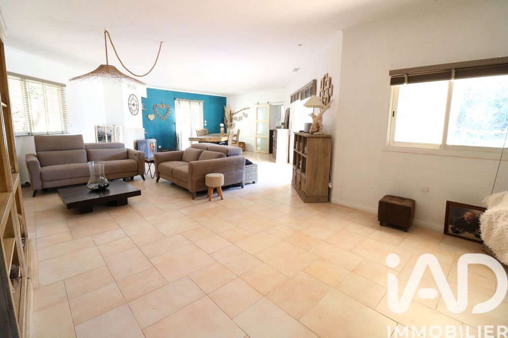 � vendre  Maison N�oules (83136)