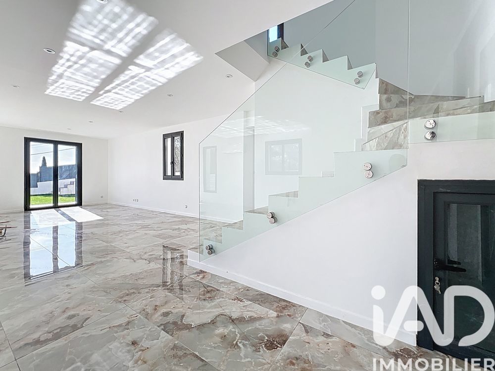 � vendre  Maison Toulon (83200)