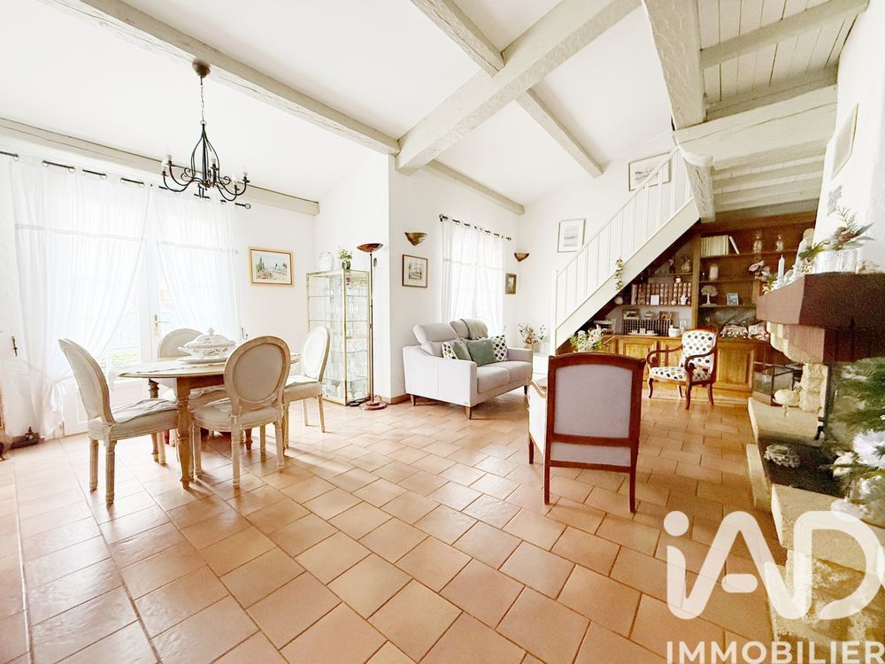 � vendre  Maison Hy�res (83400)