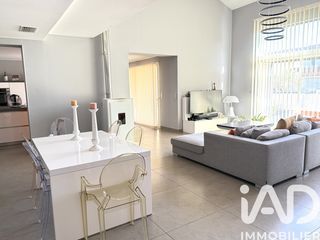  Villa � vendre 6 pi�ces 212 m�