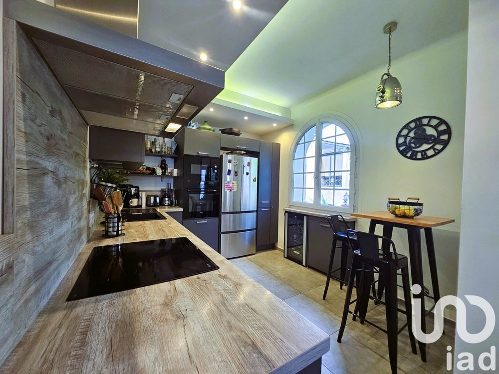 � vendre  Maison Saint-Rapha�l (83700)