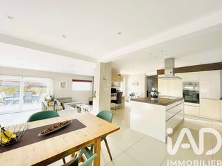  Maison � vendre 7 pi�ces 172 m�