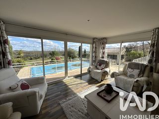  Maison � vendre 8 pi�ces 244 m�