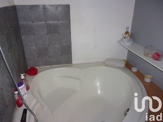  Immeuble � vendre 254 m�