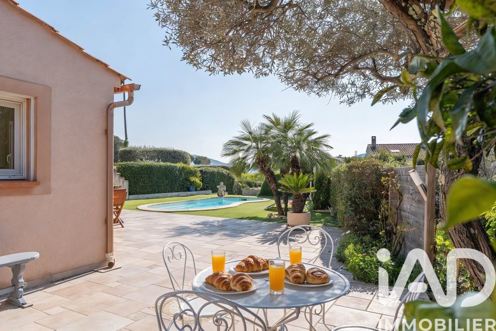 � vendre  Maison Saint-Cyr-sur-Mer (83270)