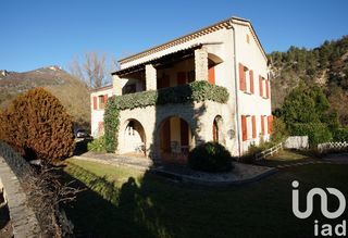  Maison � vendre 10 pi�ces 235 m�