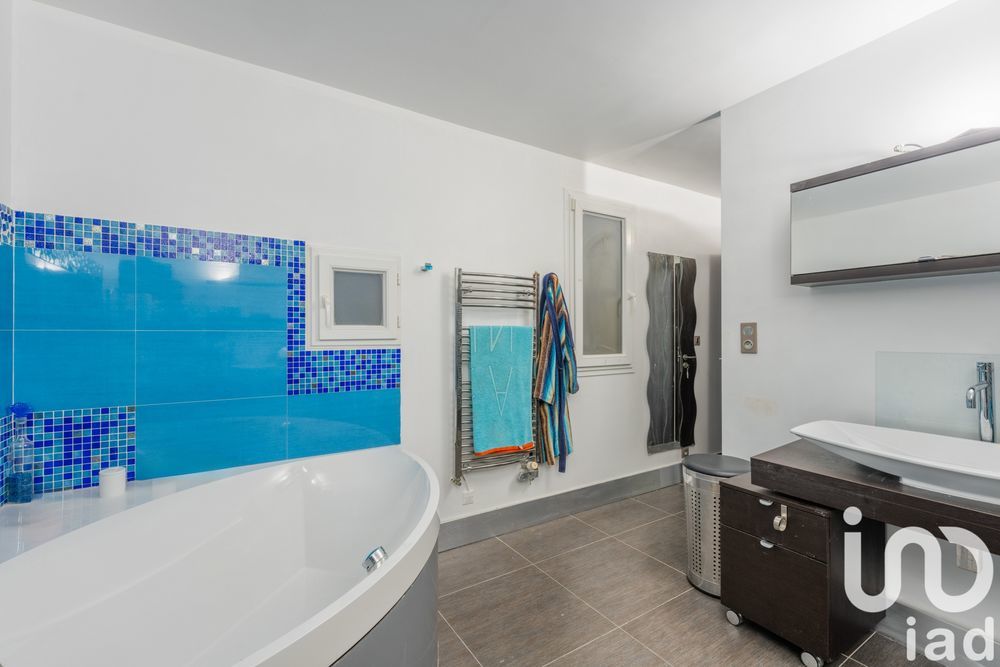 � vendre  Villa Puyricard (13540)