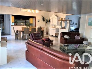  Maison � vendre 6 pi�ces 213 m�