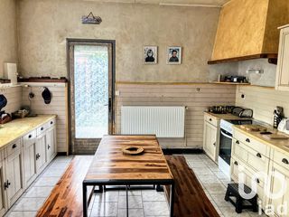  Maison � vendre 8 pi�ces 220 m�