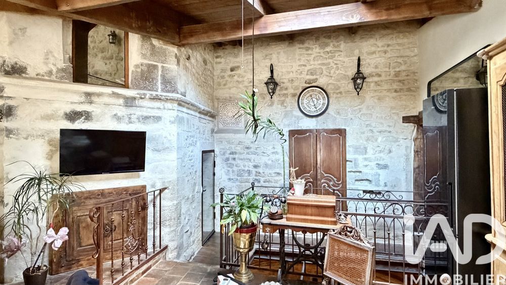 � vendre  Propri�t�/ch�teau Caderousse (84860)