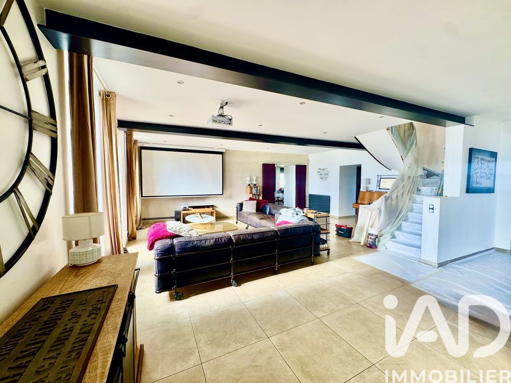 � vendre  Maison Montmort-Lucy (51270)