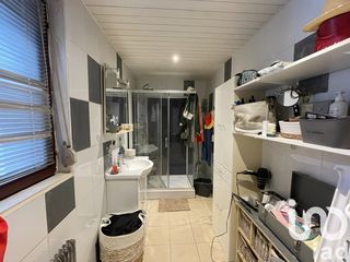  Immeuble � vendre 138 m�