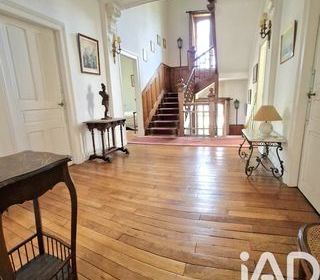  Maison � vendre 15 + pi�ces 270 m�