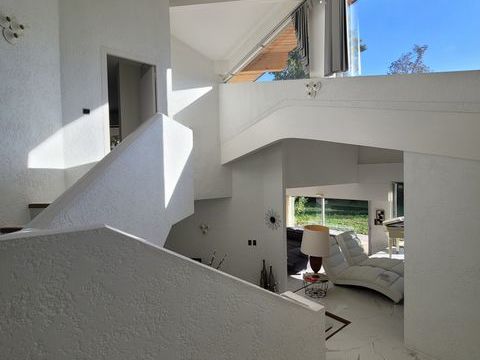   Vente Maison d'architecte 9 pi�ces Villa - 9 pi�ce(s) - 280 m�