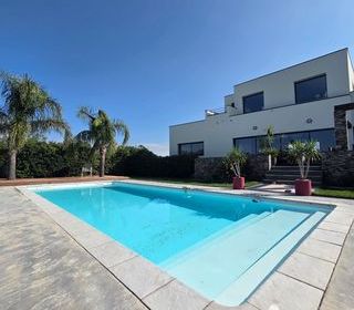  Villa � vendre 4 pi�ces 211 m�