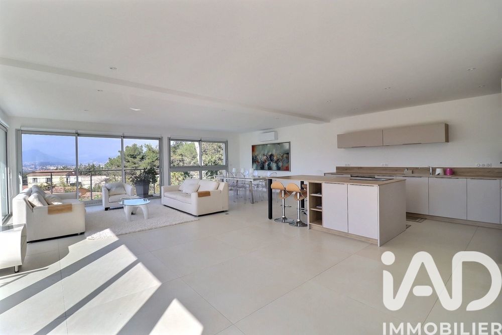 � vendre  Maison Carqueiranne (83320)