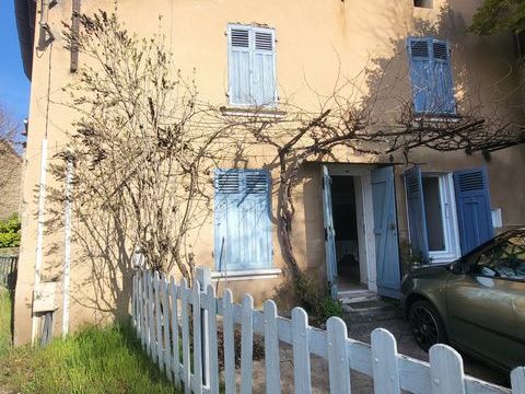   Vente Maison de village 5 pi�ces Maison - 5 pi�ce(s) - 140 m�