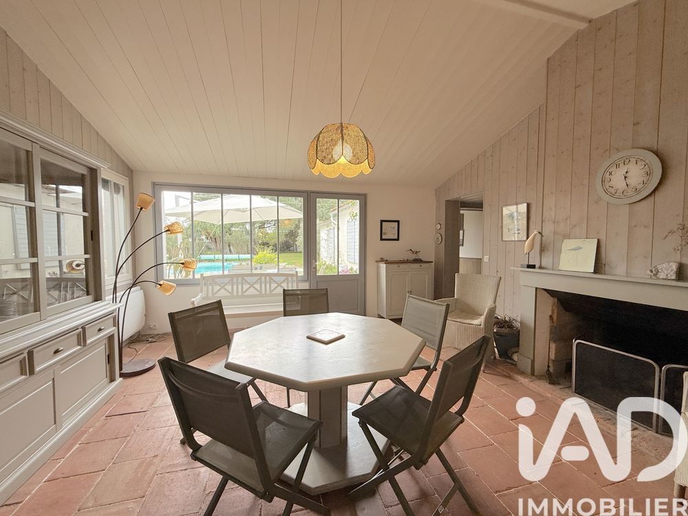 � vendre  Maison Loix (17111)