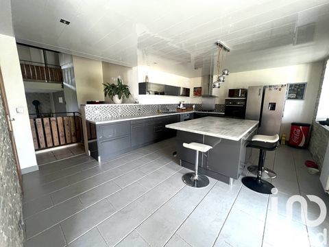   Vente Maison/villa 8 pi�ces Maison - 8 pi�ce(s) - 172 m�