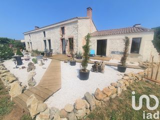  Maison � vendre 8 pi�ces 360 m�