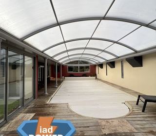  Maison � vendre 8 pi�ces 300 m�