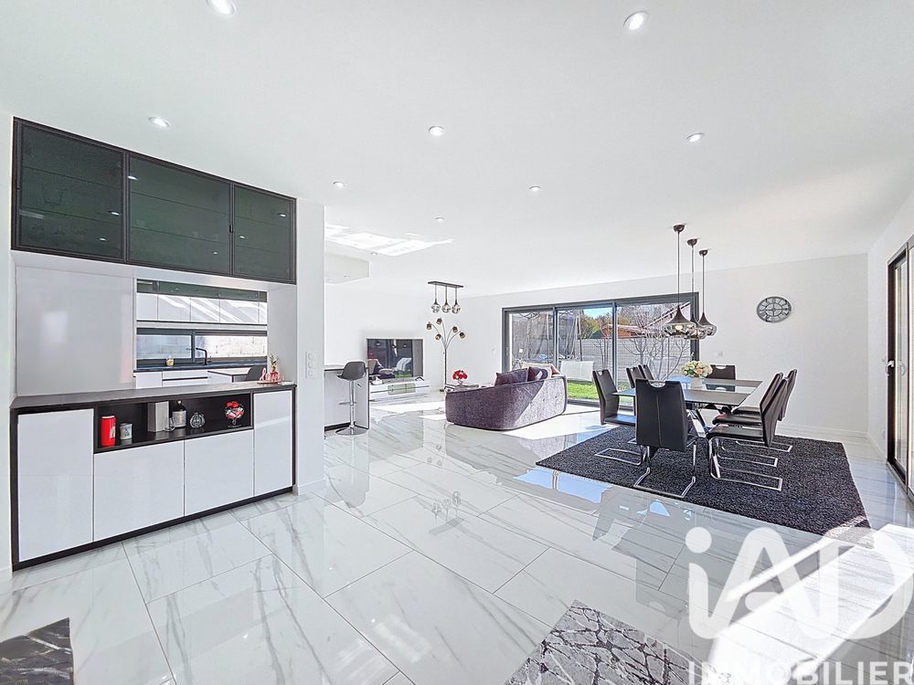 � vendre  Maison Versonnex (01210)