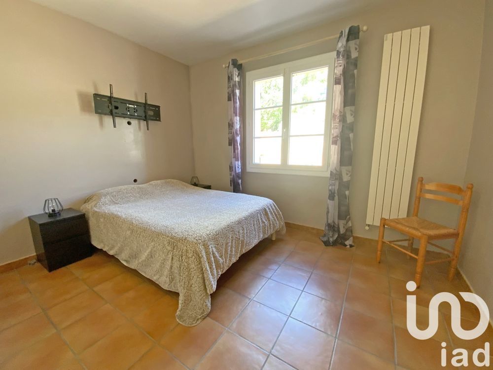 � vendre  Maison Pourri�res (83910)