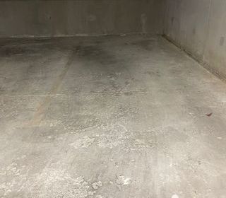  Parking / Garage � vendre 12 m�