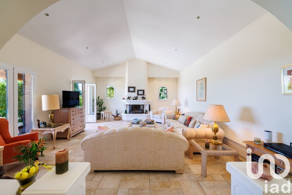 � vendre  Villa Tourrettes-sur-Loup (06140)