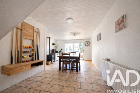   Vente Maison/villa 7 pi�ces Maison - 7 pi�ce(s) - 205 m�