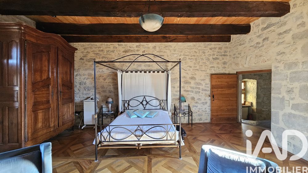 � vendre  Propri�t�/ch�teau Ambeyrac (12260)