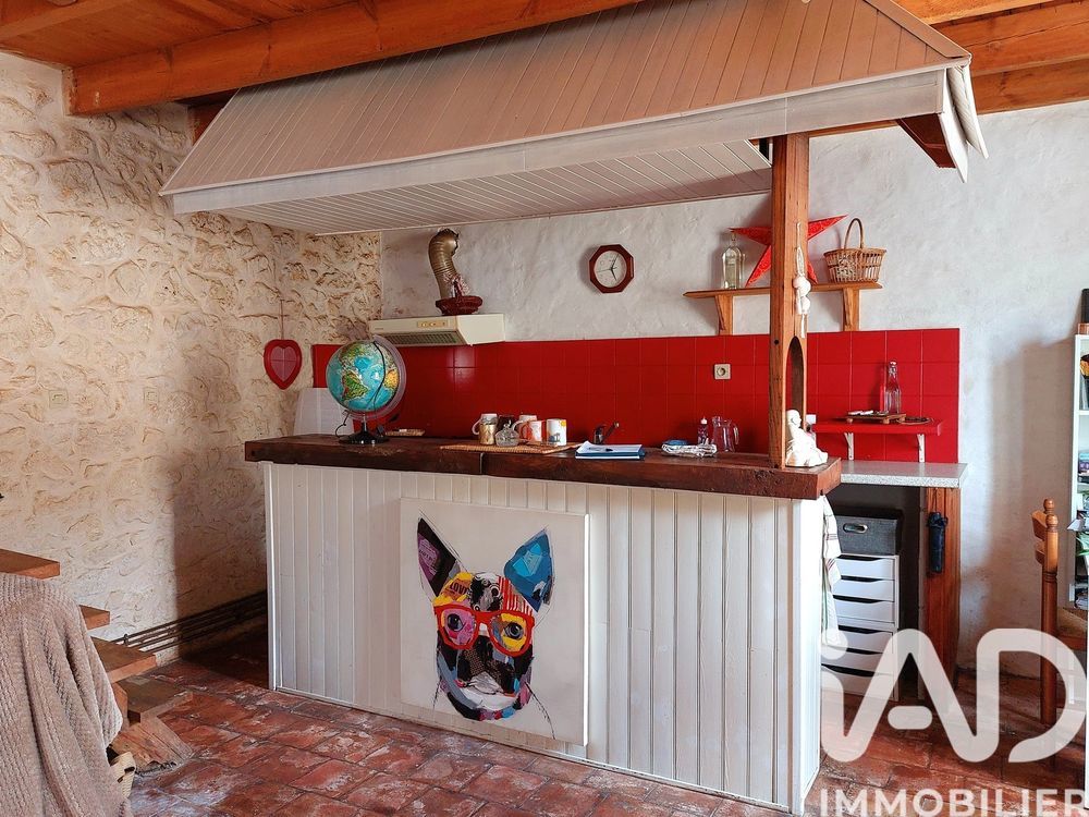 � vendre  Maison Bonneville-et-Saint-Avit-de-Fumadi�res (24230)