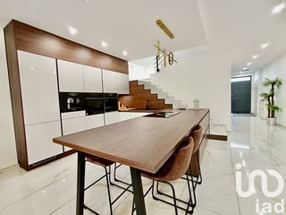  Maison � vendre 4 pi�ces 137 m�