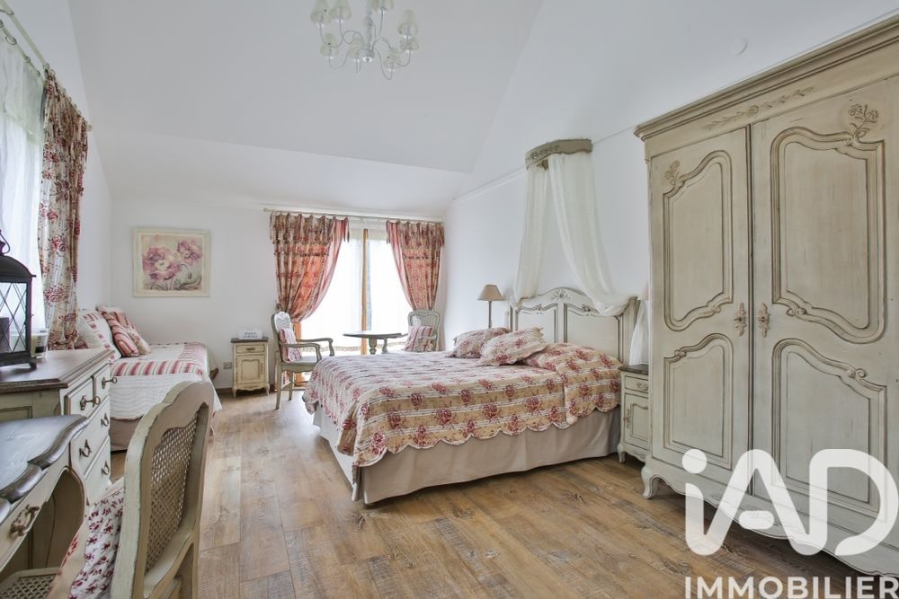 � vendre  Maison Champs-sur-Tarentaine-Marchal (15270)