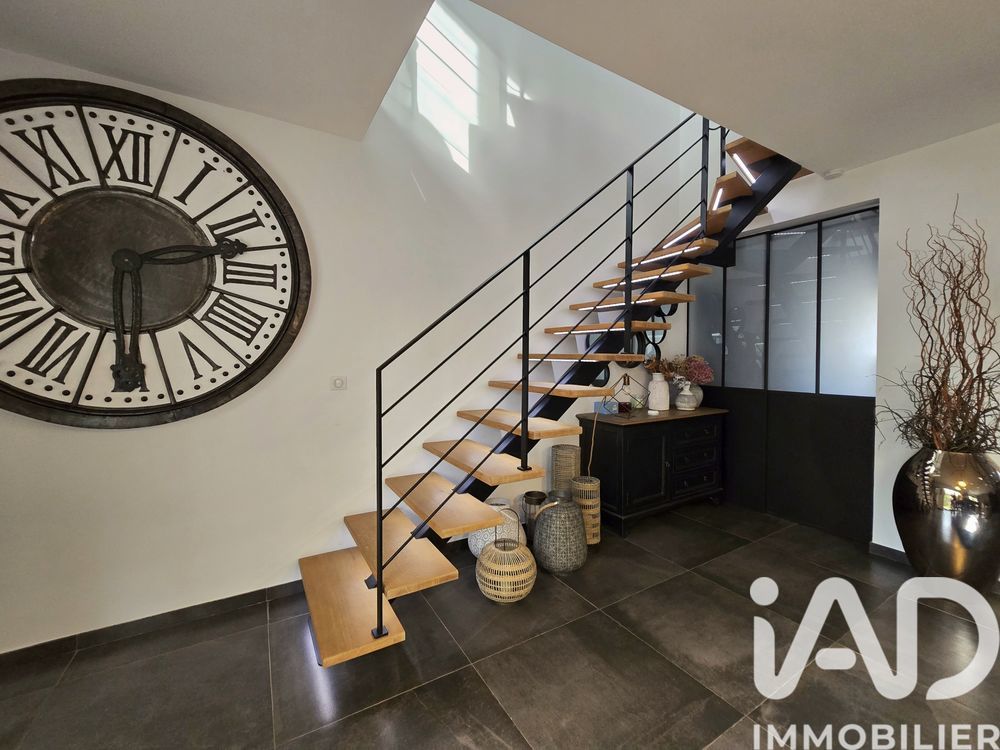 � vendre  Villa Magny-le-Hongre (77700)