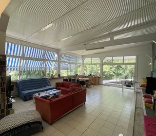  Maison � vendre 4 pi�ces 220 m�