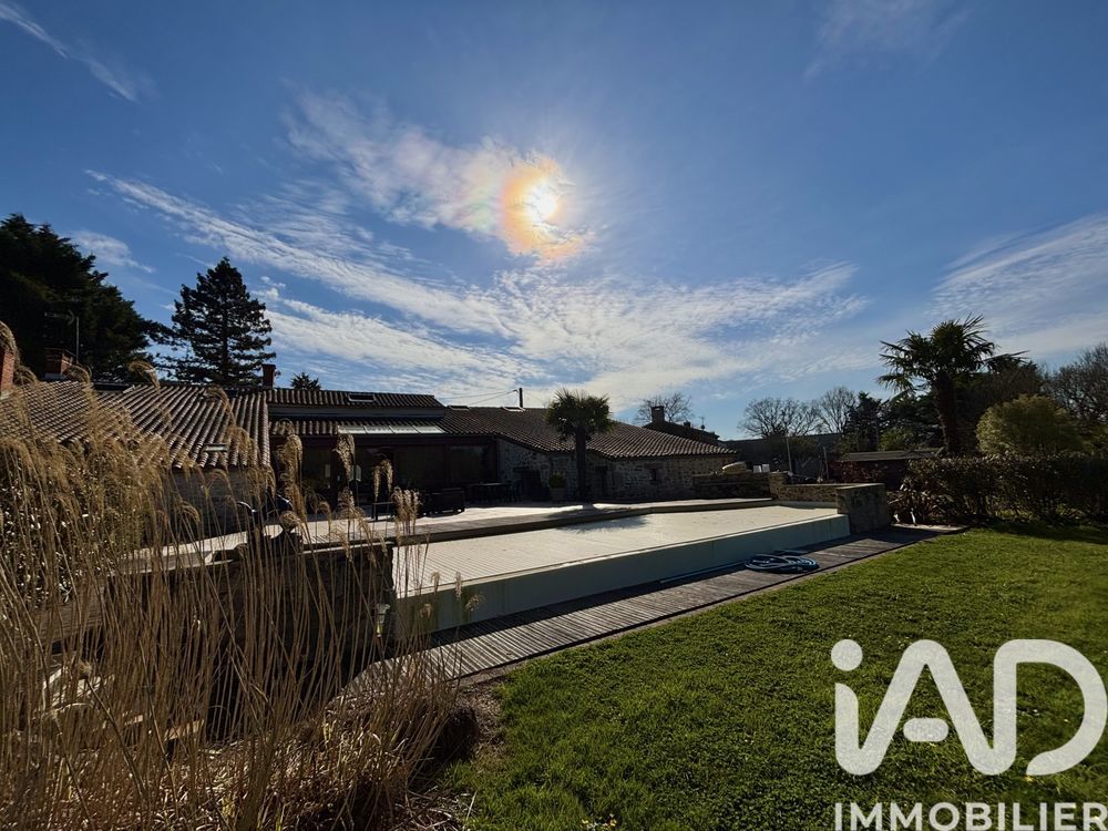 � vendre  Maison Aizenay (85190)