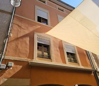  Immeuble � vendre 331 m�