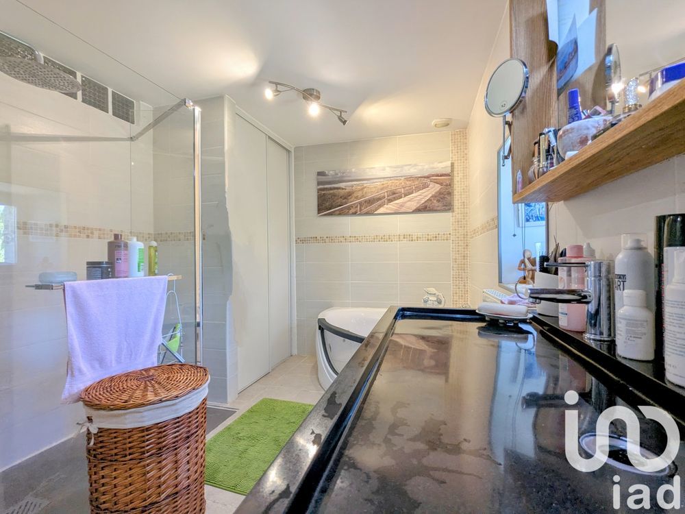 � vendre  Maison Chabrillan (26400)