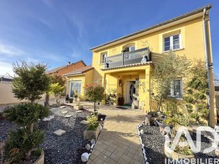  Maison � vendre 8 pi�ces 210 m�