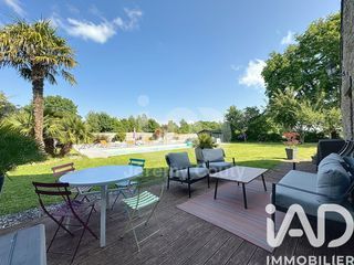  Maison � vendre 12 pi�ces 332 m�