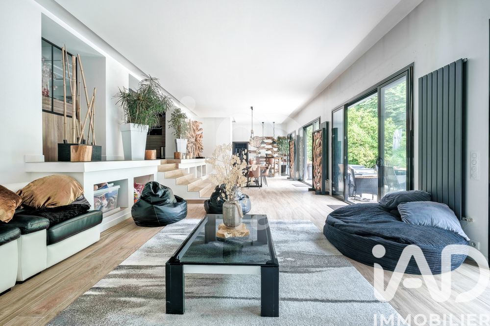 � vendre  Villa Lamorlaye (60260)