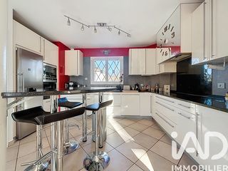  Maison � vendre 7 pi�ces 200 m�