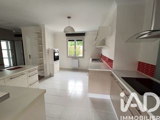  Maison � vendre 8 pi�ces 200 m�