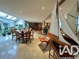  Villa � vendre 9 pi�ces 272 m�