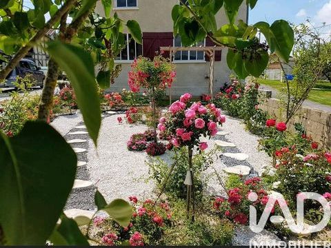   Vente Maison de village 12 pi�ces Maison - 12 pi�ce(s) - 275 m�